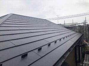 さいたま市中央区にて屋根修理〈コロニアルからスーペーガルテクトへのカバー工法〉 施工後