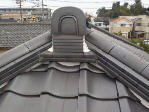 さいたま市中央区にて屋根修理〈棟瓦の漆喰工事〉 施工前