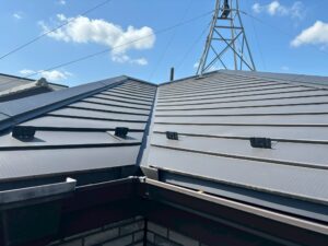 さいたま市南区にて雨漏り修理・屋根修理〈雨漏れの原因箇所と補修工事〉 施工前