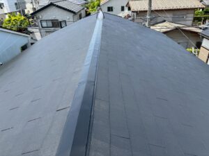 さいたま市見沼区にて屋根修理〈アパートコロニアル屋根の塗装工事〉 施工後