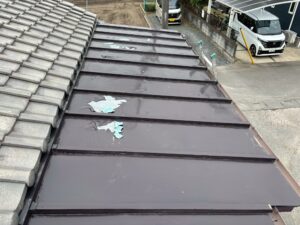 さいたま市西区にて屋根修理・トタン屋根の塗装工事 施工前